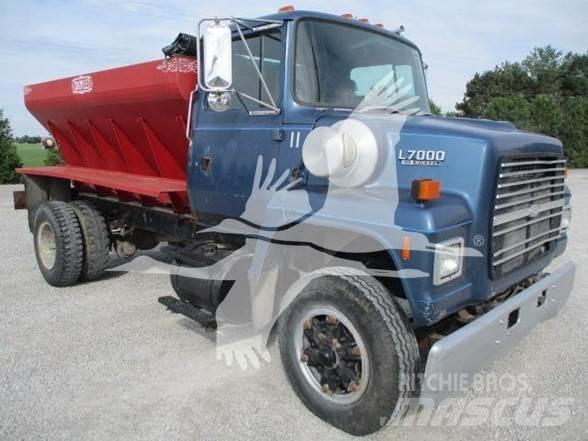 Ford LN7000 Construction - Others