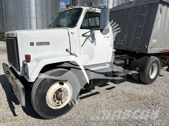 GMC BRIGADIER Tractor Units