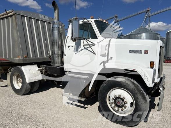 GMC BRIGADIER Tractor Units