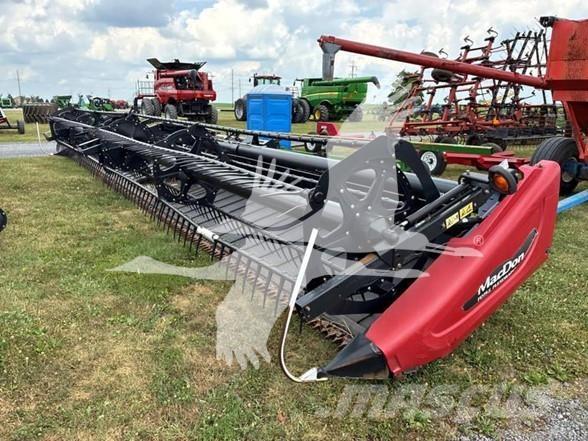 MAC DON FD75 Combine harvester heads