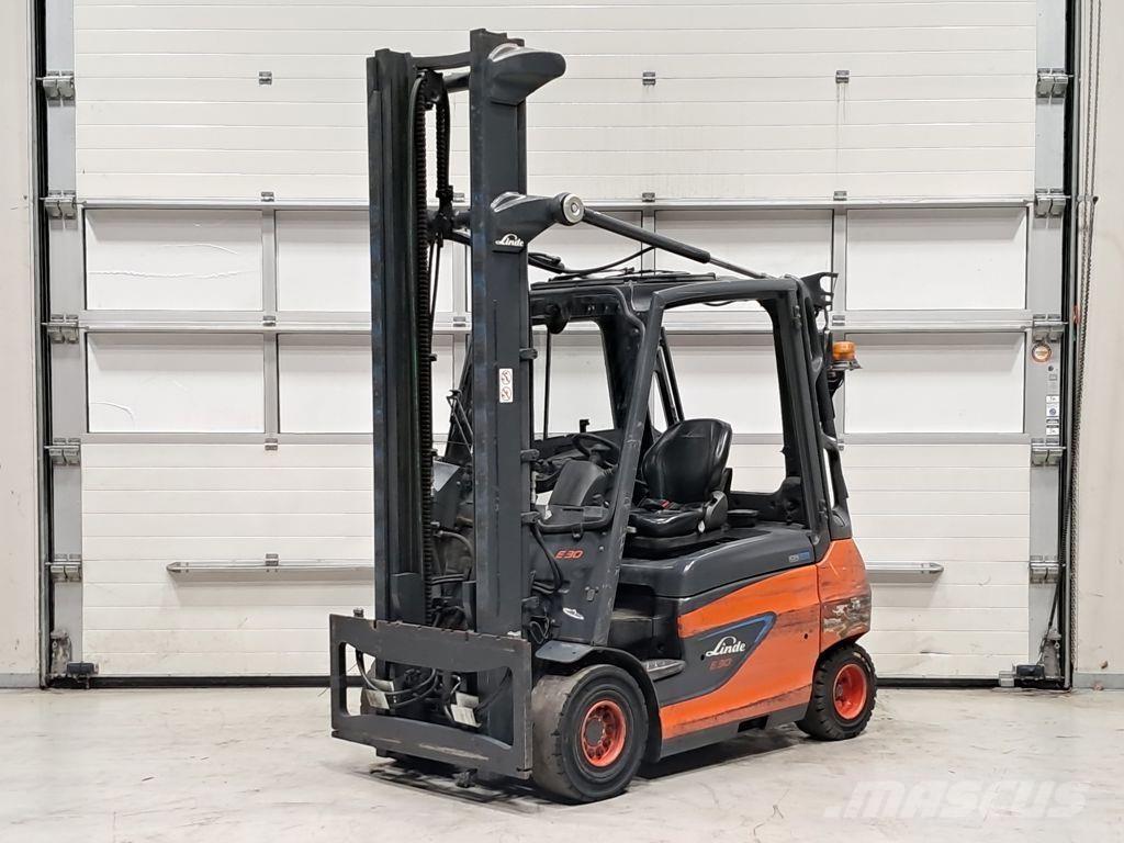 Linde E30-01 Electric forklift trucks