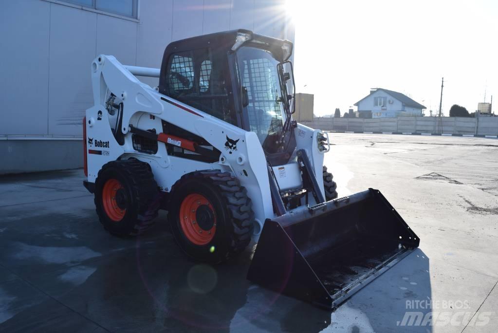 Bobcat S 750 Skid steer loaders