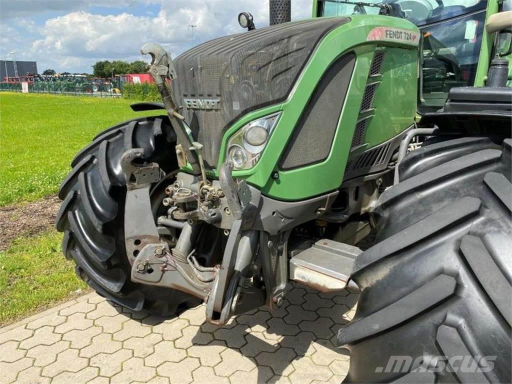Fendt 724 PROFI Tractors