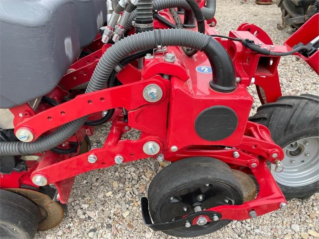 Horsch Maestro12RV Precision sowing machines