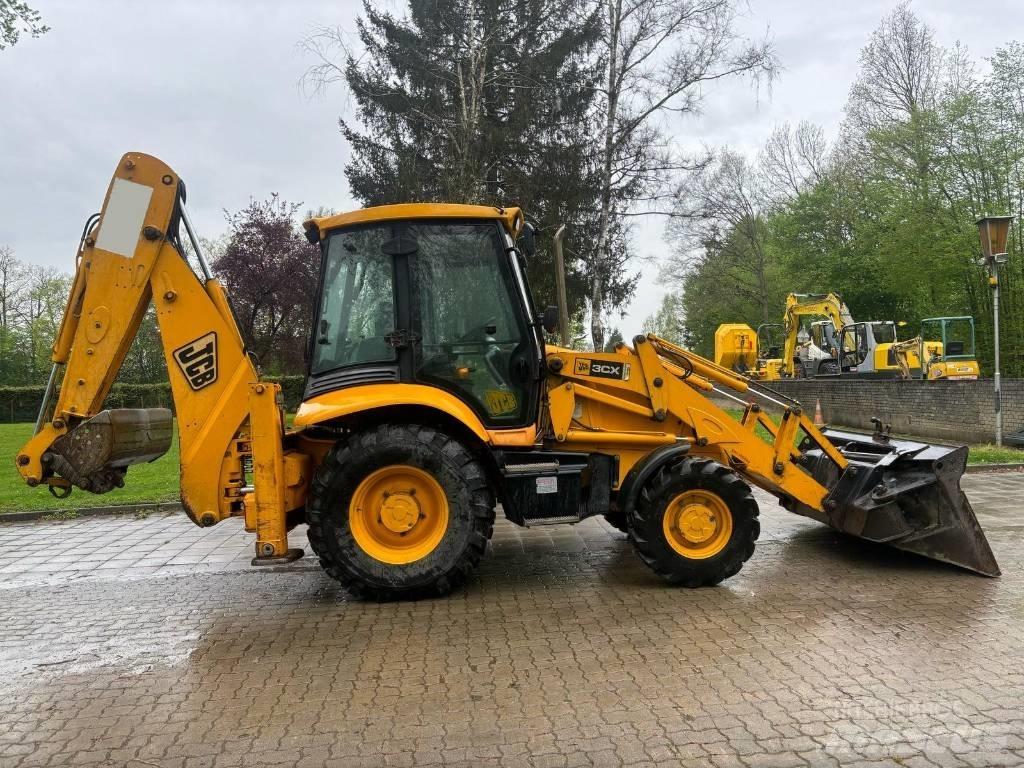 JCB 3 CX Backhoe loaders
