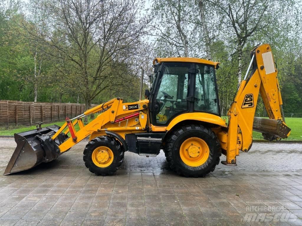 JCB 3 CX Backhoe loaders