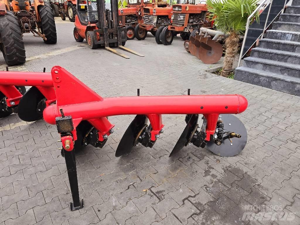  Massy Fergesun 275 Tractors