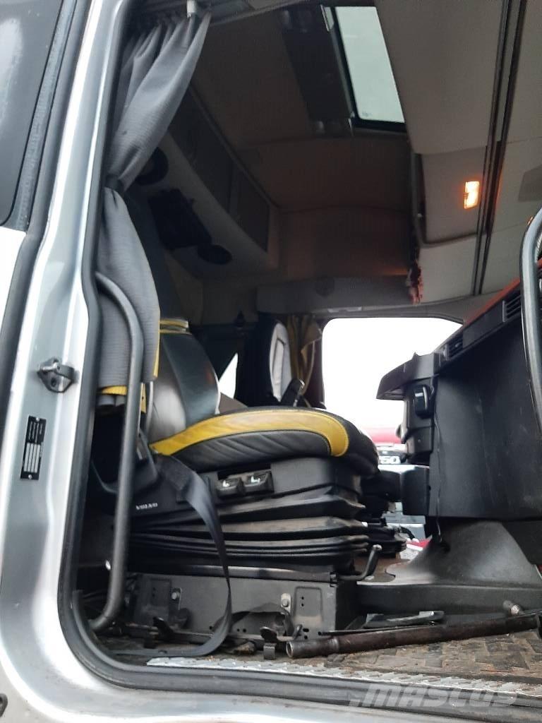 Volvo FH 16 Chassis Cab trucks
