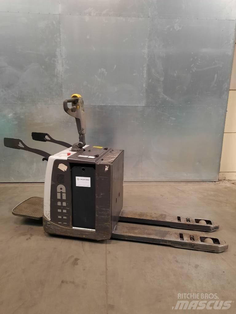 UniCarriers PMR200P Low lifter with platform