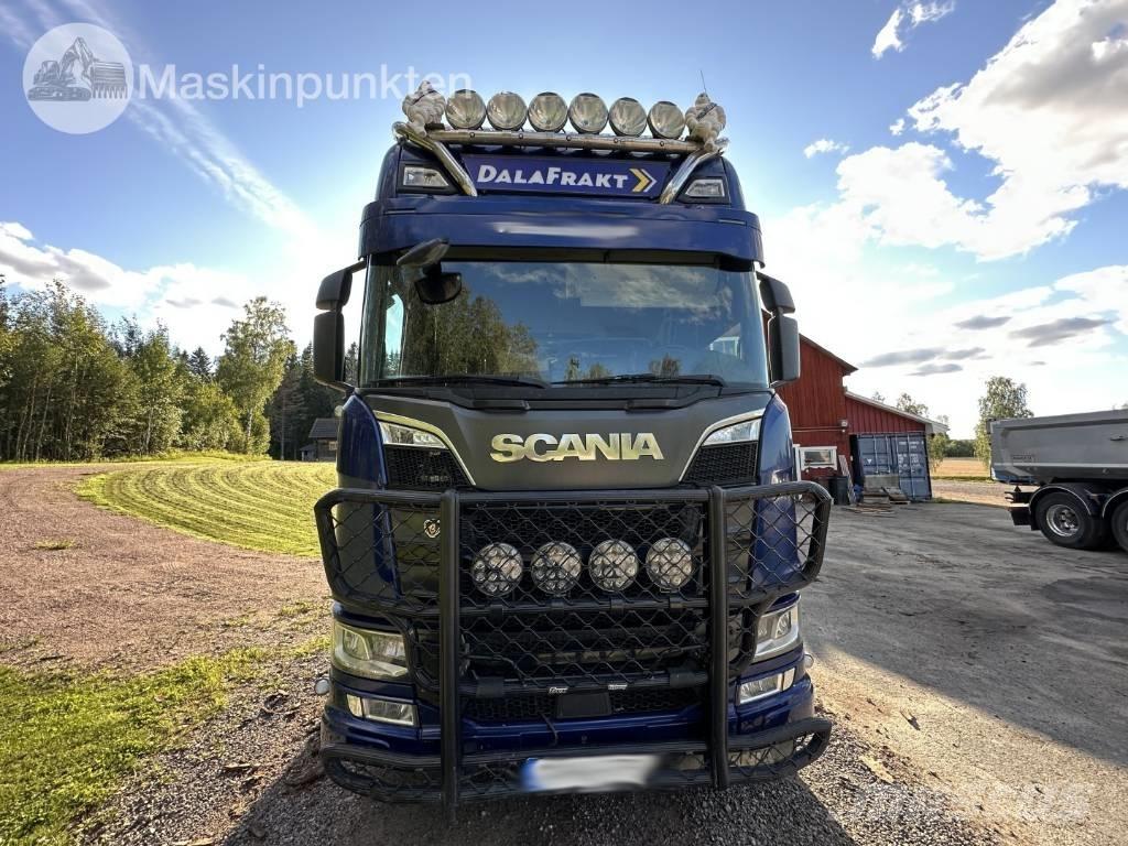 Scania R 650 Timber trucks