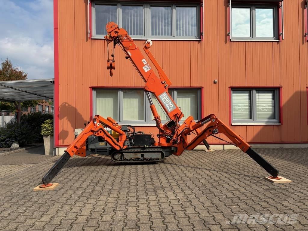 Unic B 345 Tracked cranes