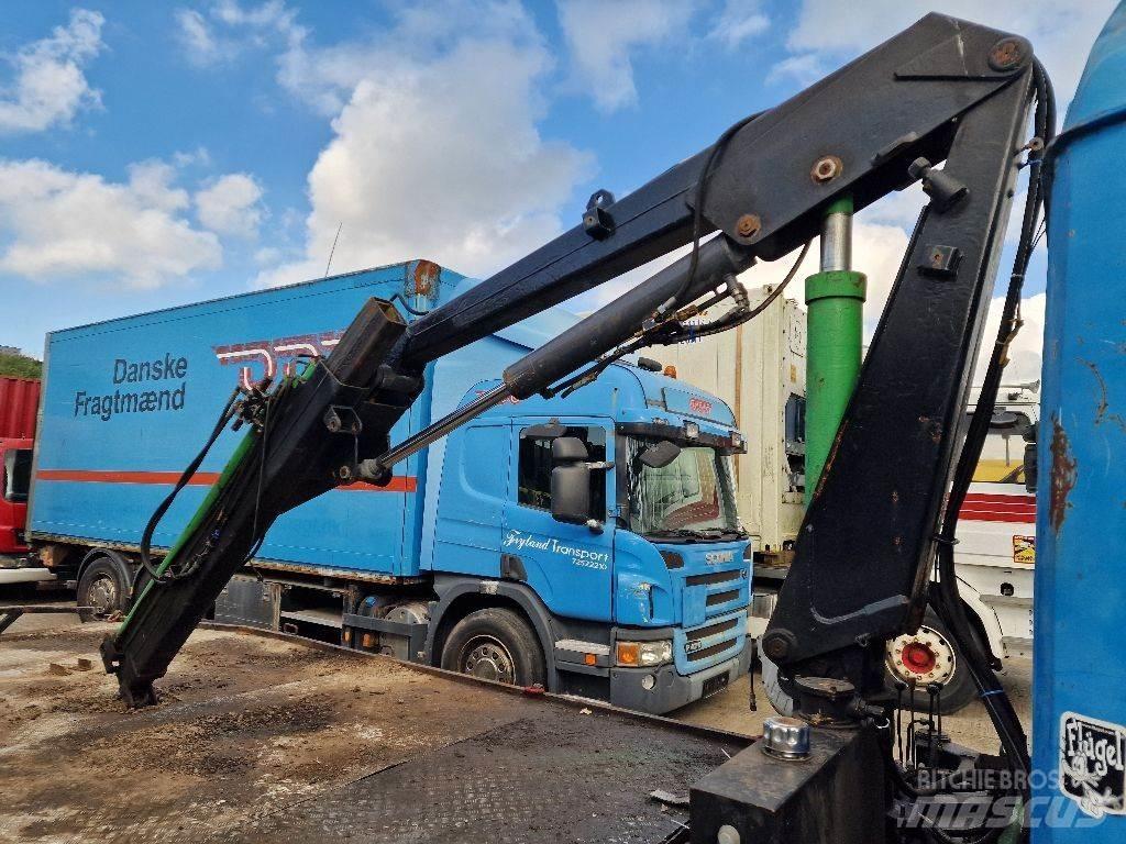 Mercedes-Benz 814 Flatbed / Dropside trucks