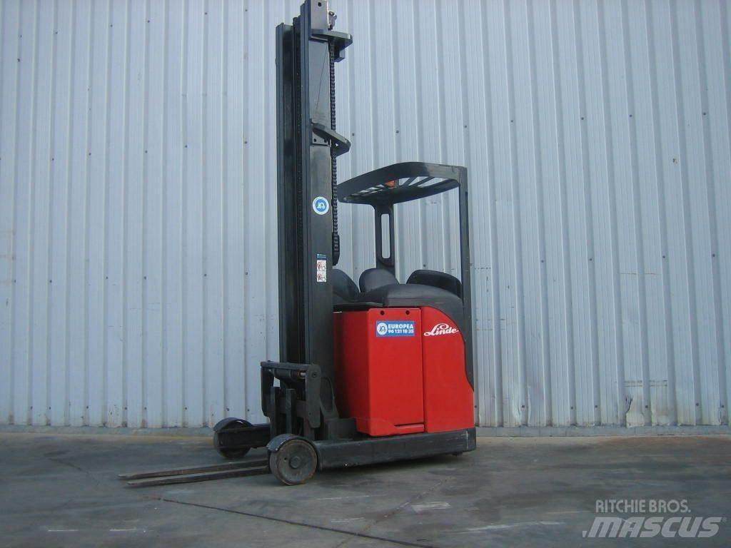 Linde R14 03 Reach trucks