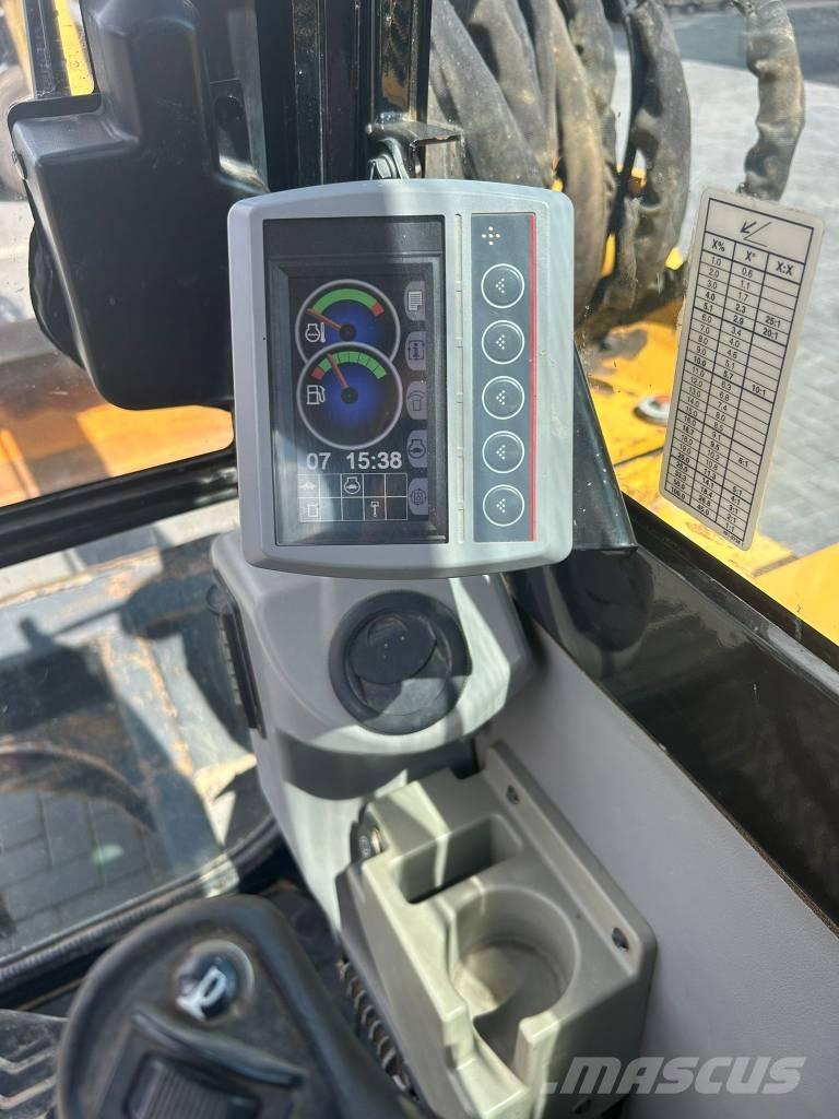 CAT 308 E 2 CR Midi excavators  7t - 12t