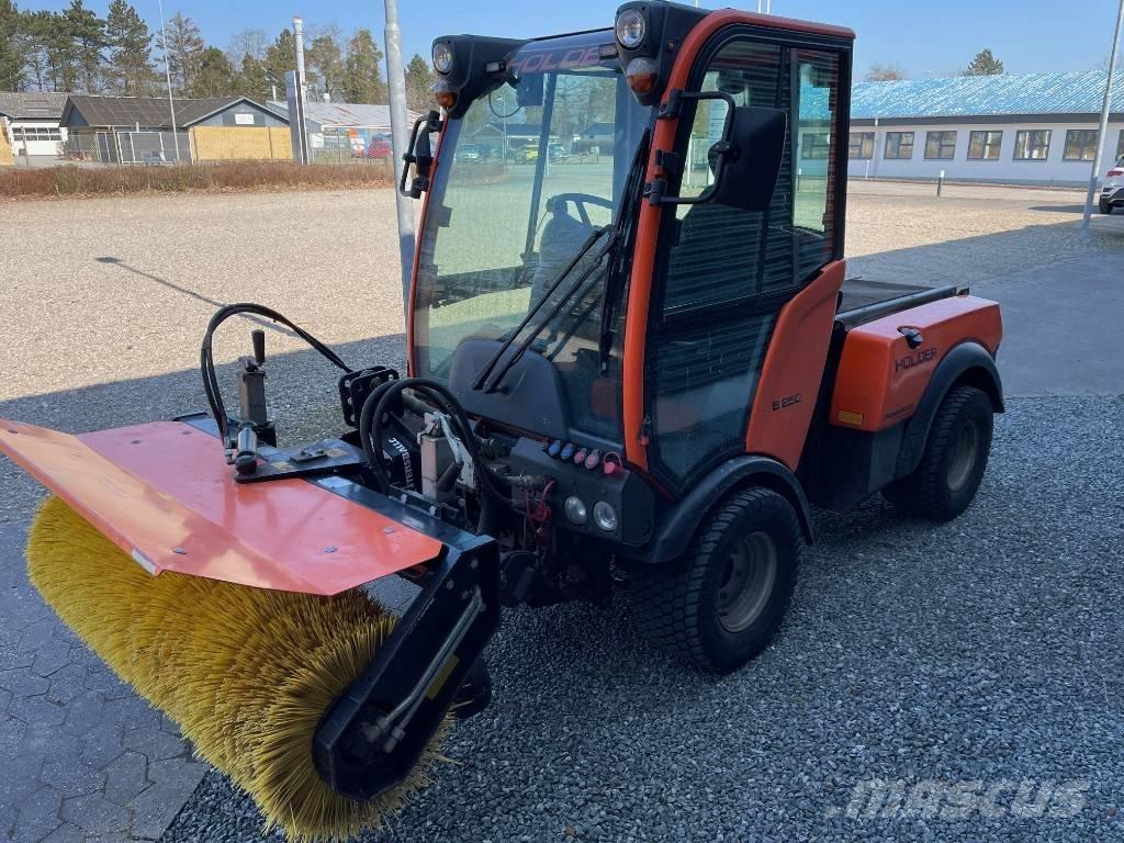 Holder B250 Compact tractors