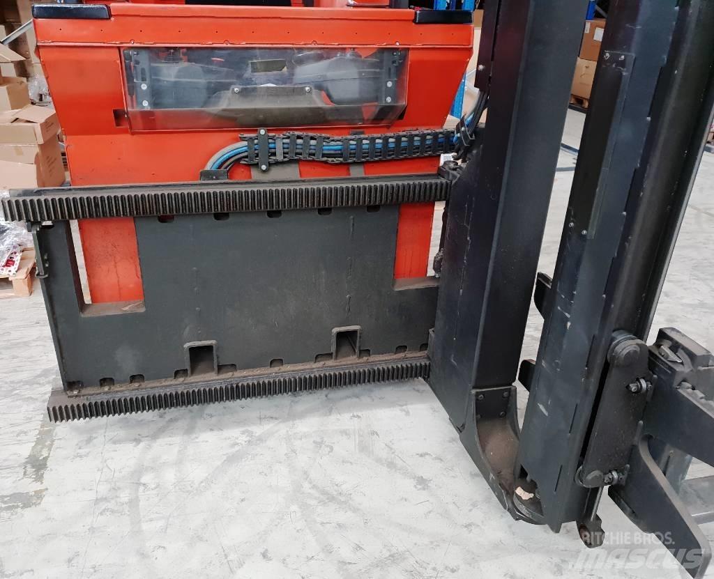 BT CTX 1300 Narrow aisle truck