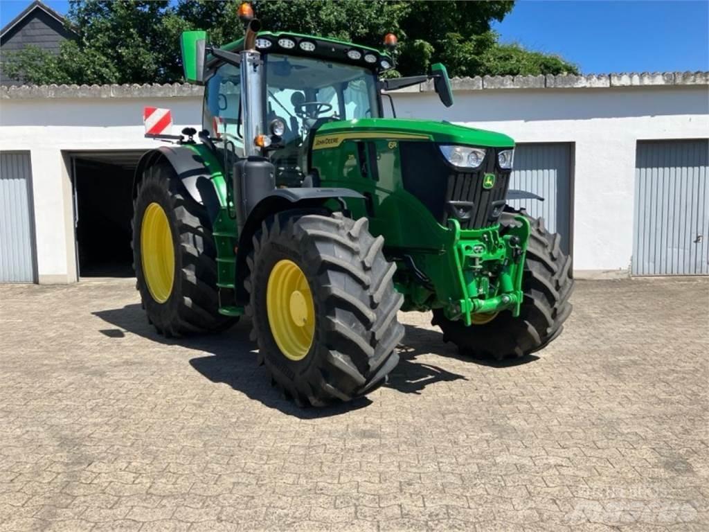 John Deere 6R 215 Tractors