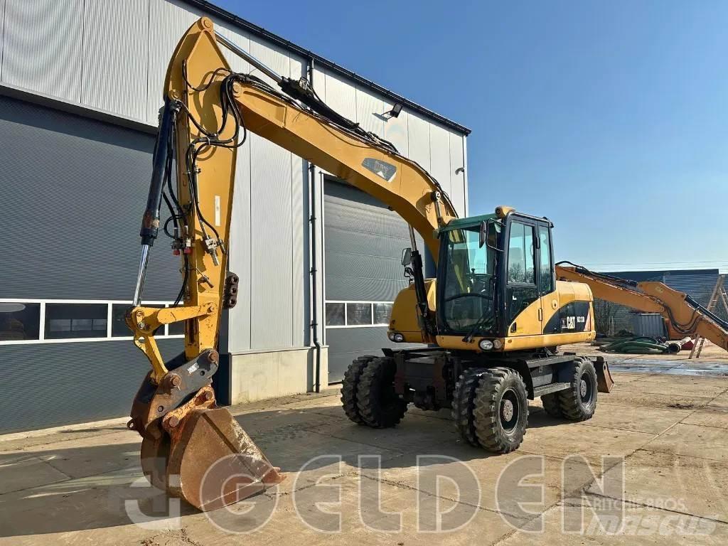 CAT M313D Wheeled excavators