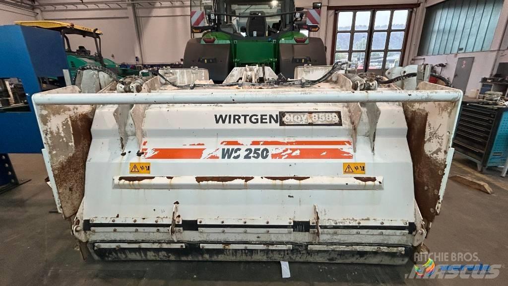 Wirtgen WS 250 Asphalt recyclers