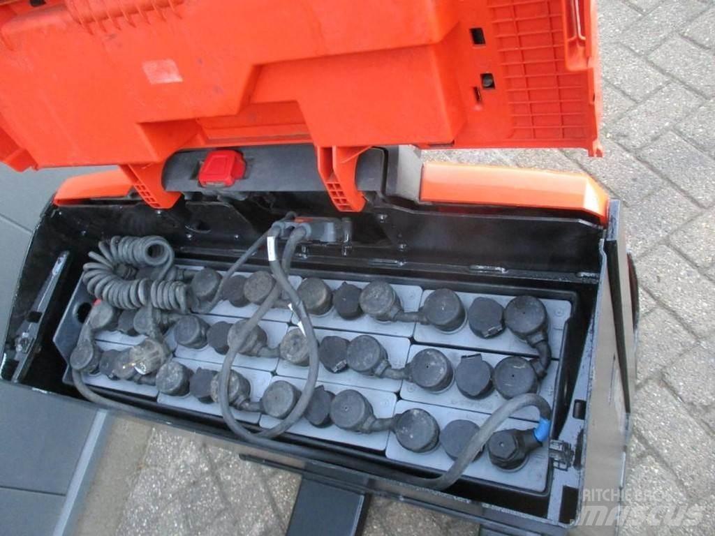 BT LWE 160 Low lifter
