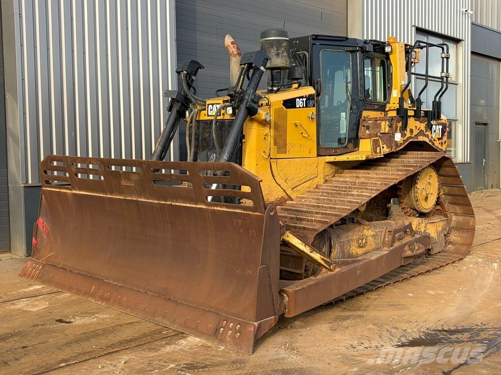 CAT D6T LGP Crawler dozers