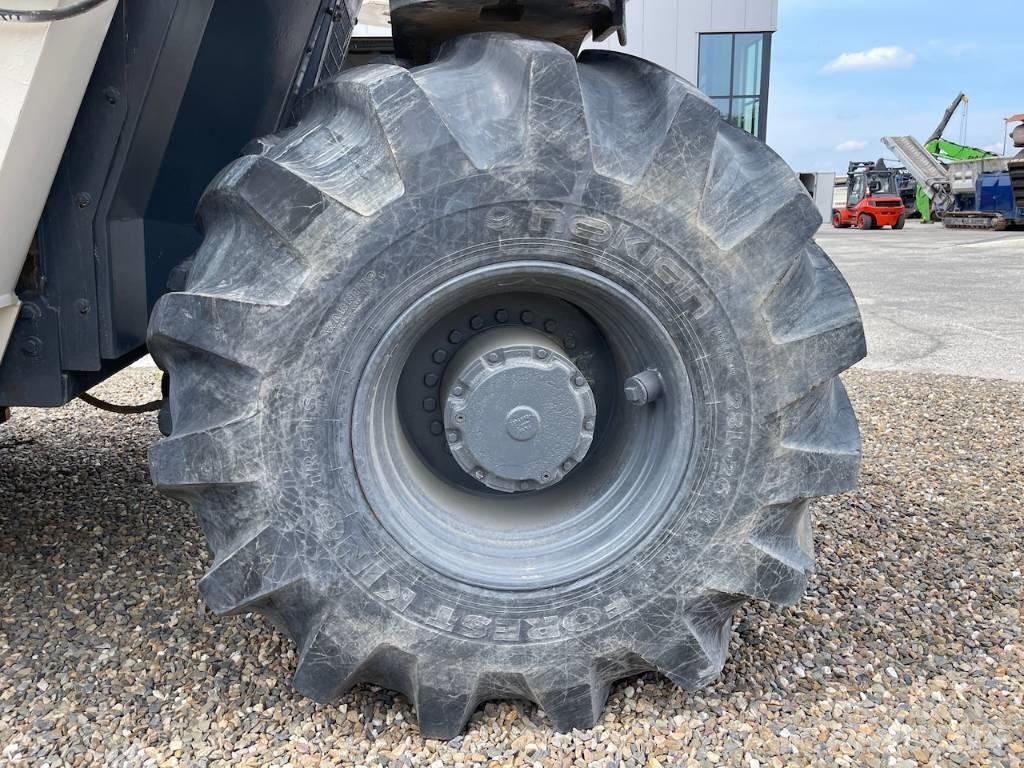 Wirtgen WR2500 Asphalt recyclers
