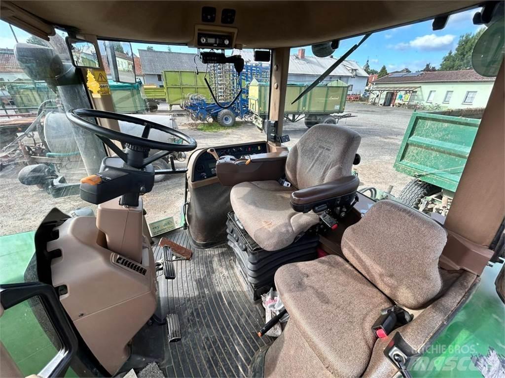 John Deere 7820 Tractors