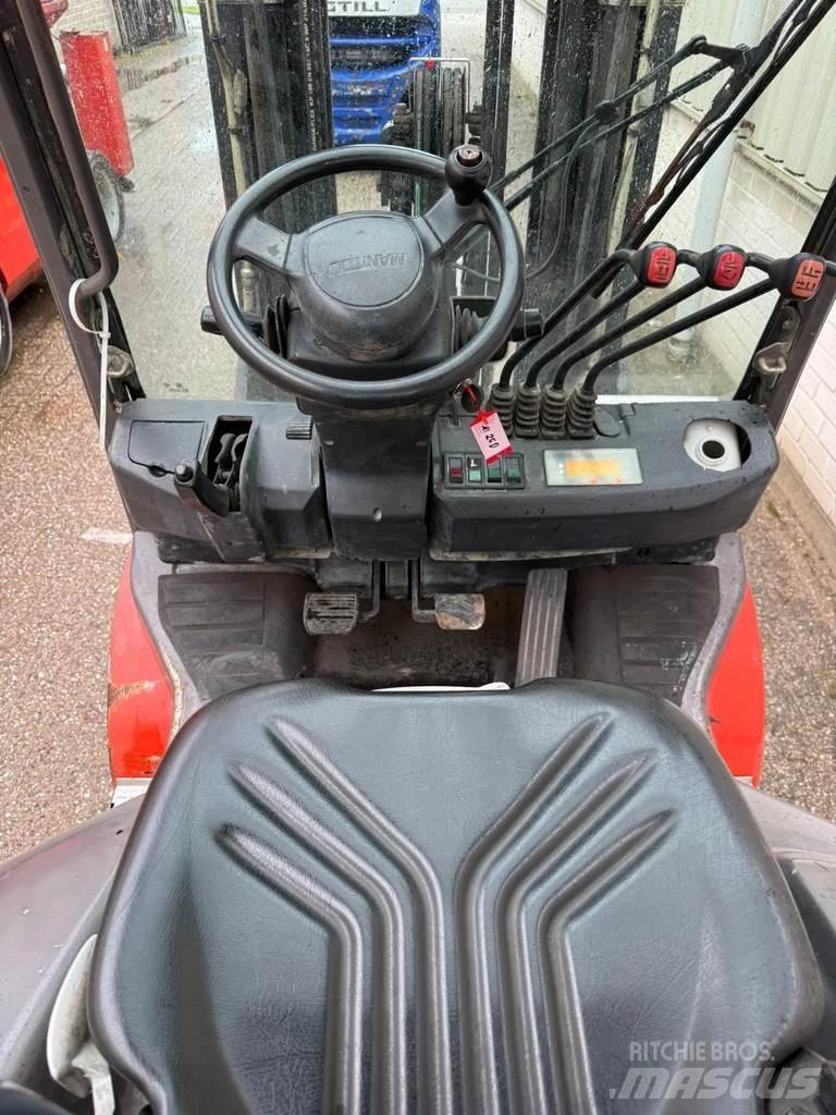 Manitou MI25 Diesel trucks