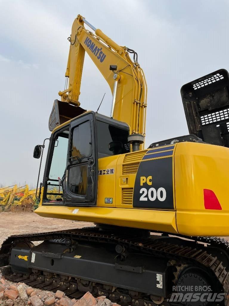 Komatsu 200-8 Crawler excavators
