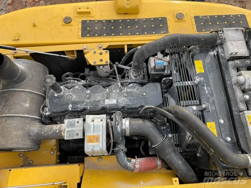 Komatsu 200-8 Crawler excavators