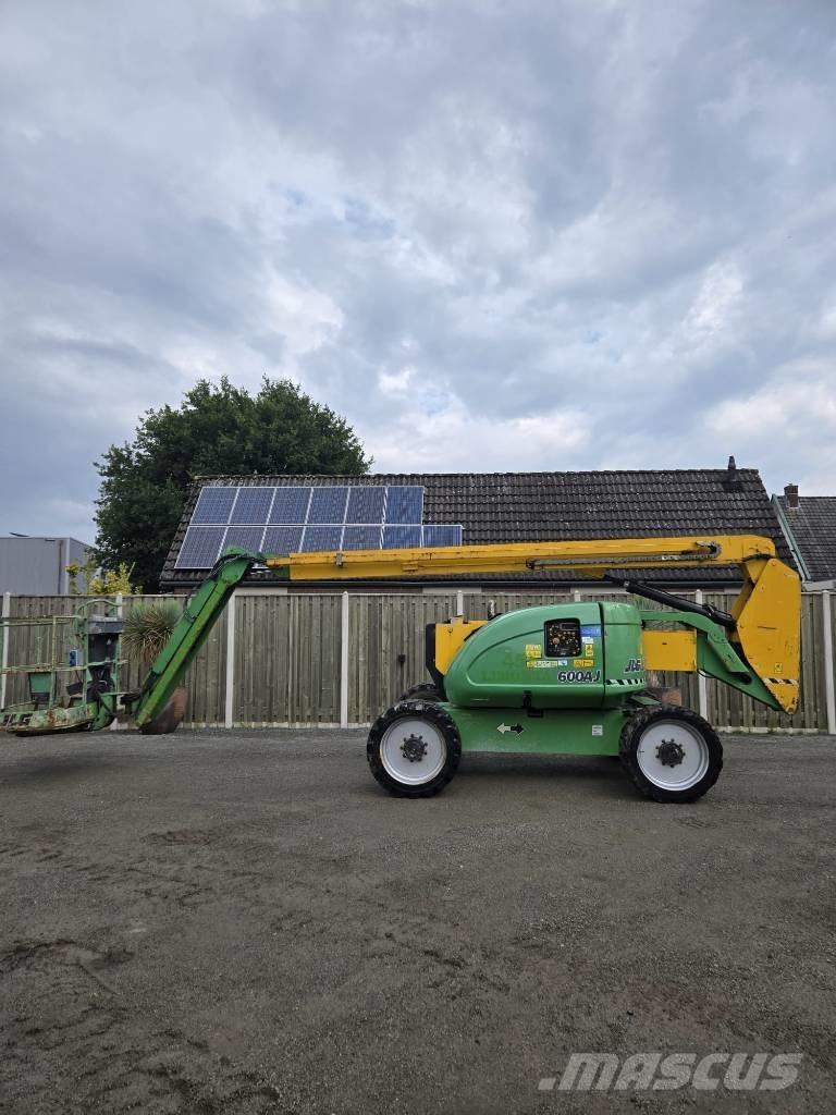 JLG 600 AJ Articulated boom lifts