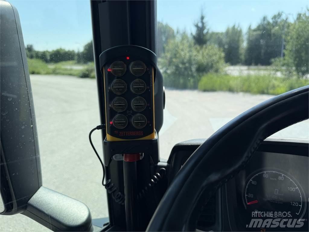 Scania G500 6X2 Hook lift trucks