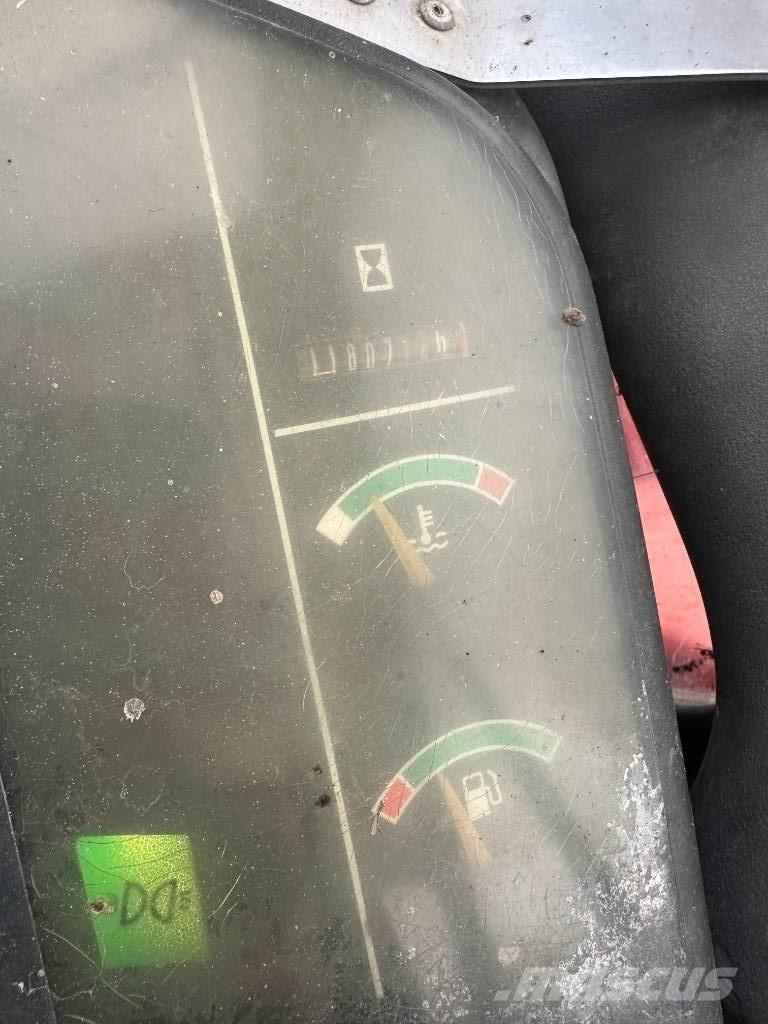 Komatsu PC 75 Midi excavators  7t - 12t