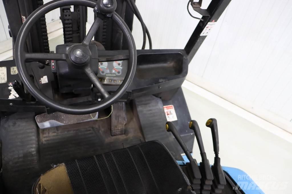 Yale GDP40LJ Diesel trucks