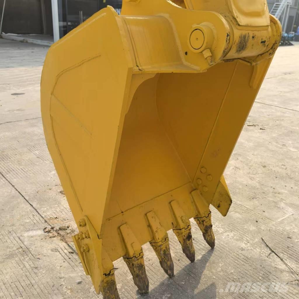 Komatsu PC 130 Mini excavators < 7t (Mini diggers)