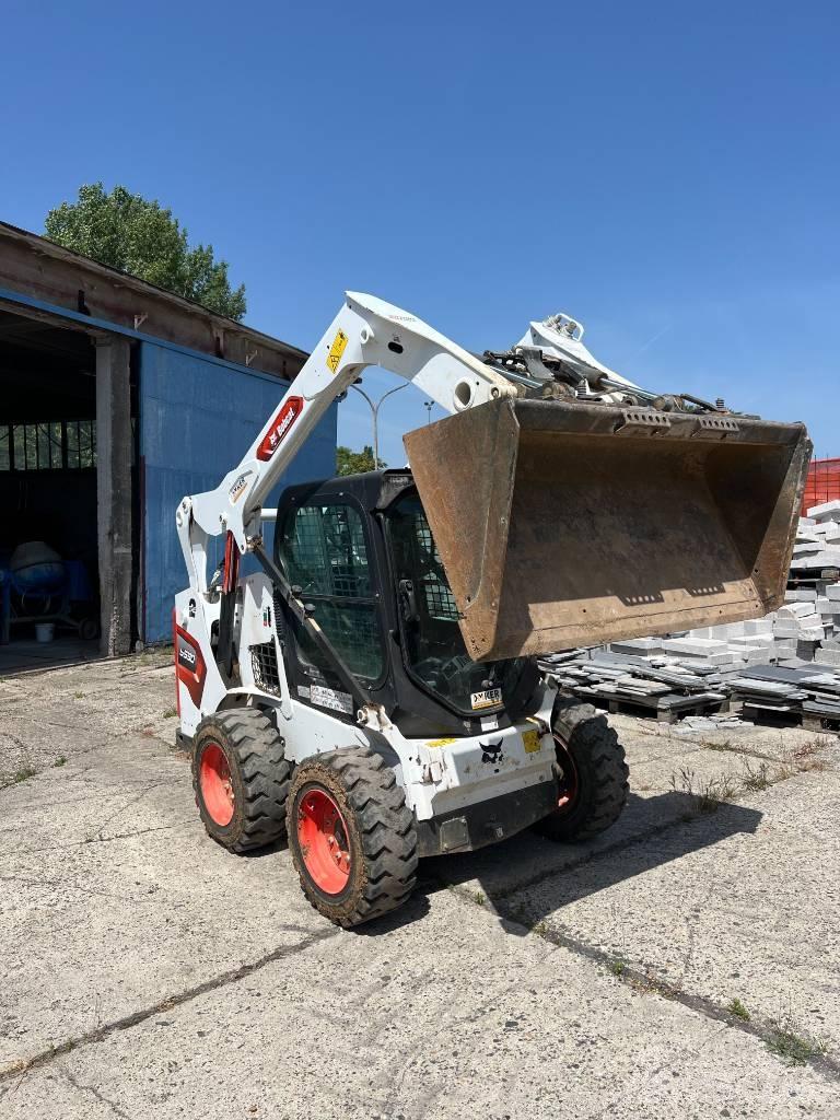 Bobcat S 590 Skid steer loaders
