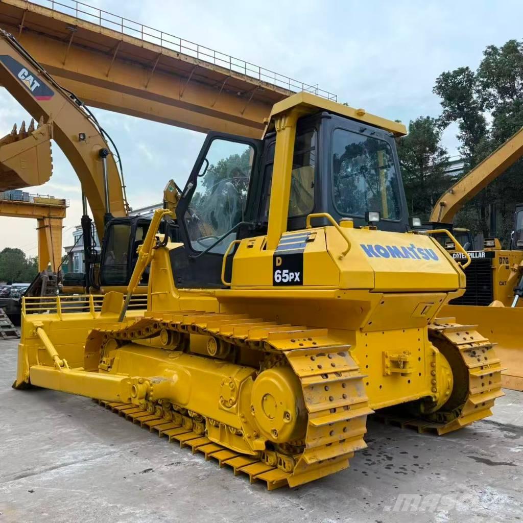 Komatsu D 65 PX-12 Crawler dozers