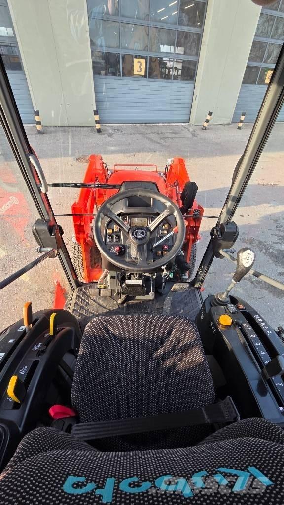 Kubota LX401 Compact tractors