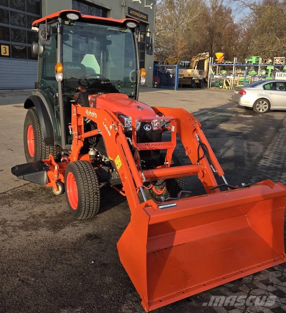 Kubota LX401 Compact tractors
