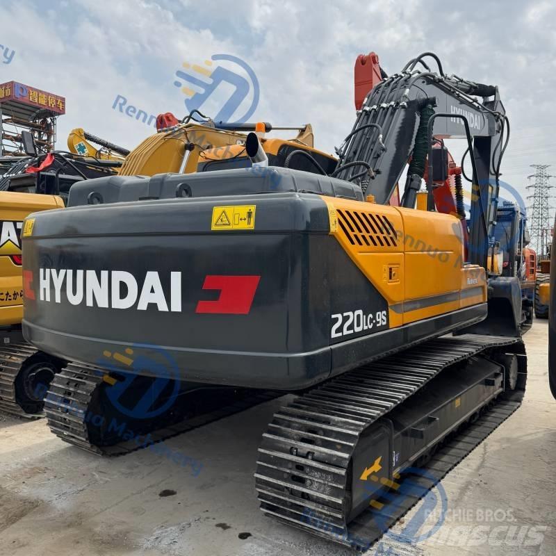 Hyundai R220-9S Crawler excavators