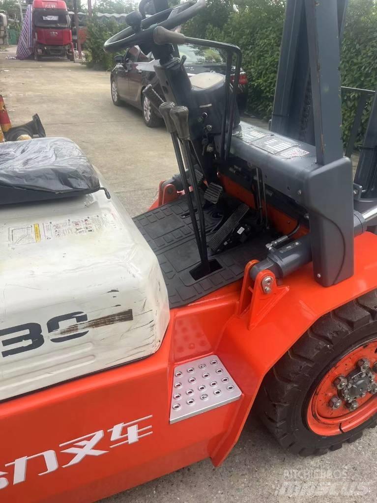 Heli K30 Forklift trucks - others