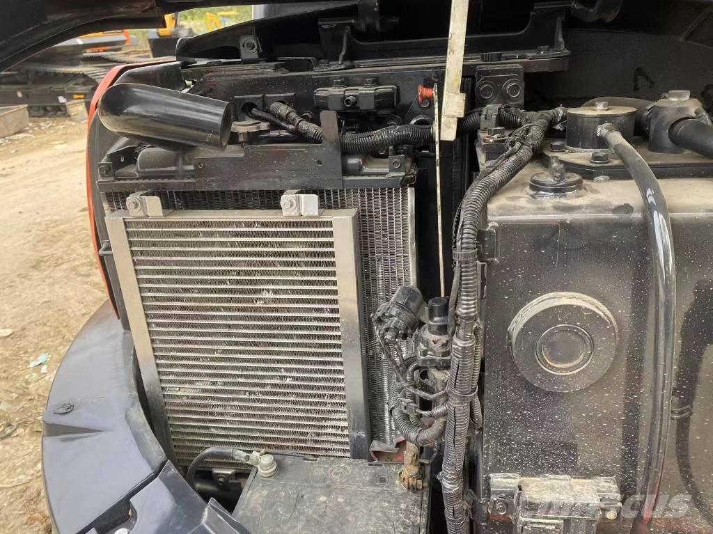 Kubota 155 Crawler excavators