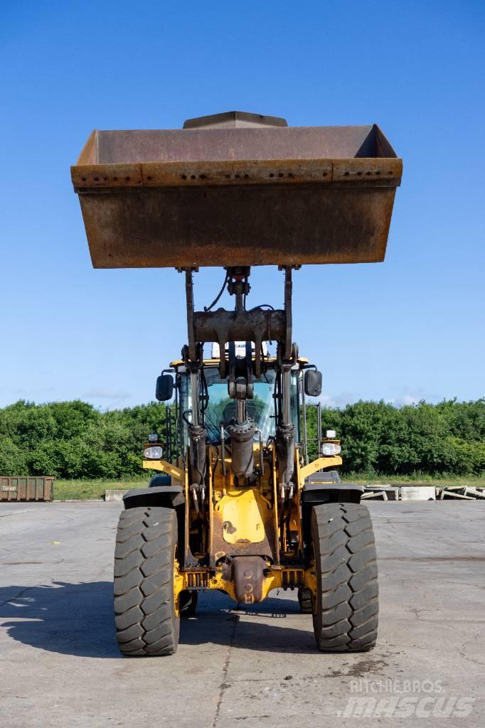 Volvo L110H Wheel loaders