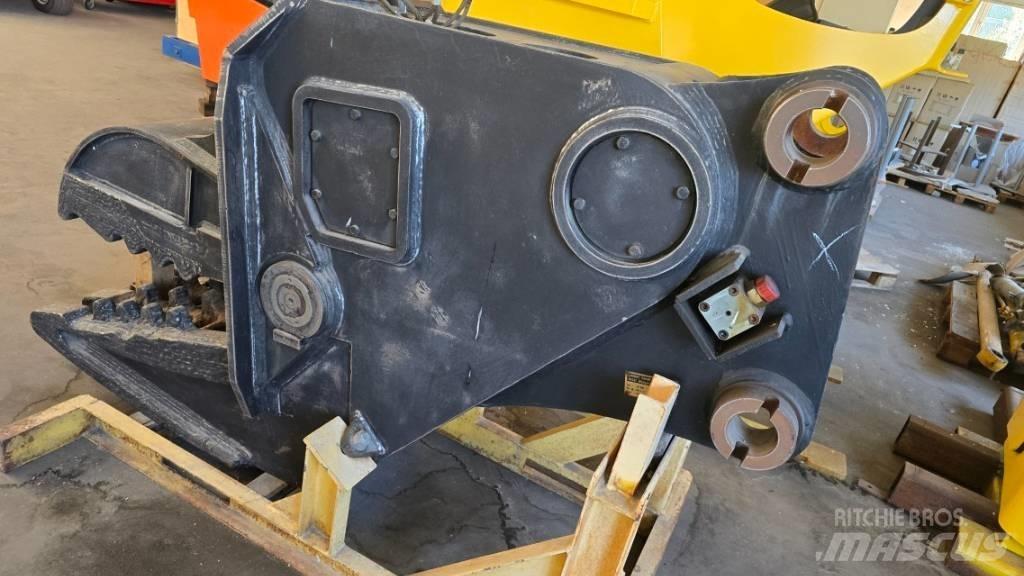 Unimet UP850 Pulveriser (Demolition Crusher ) 