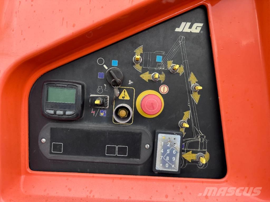 JLG 460 SJ Telescopic boom lifts