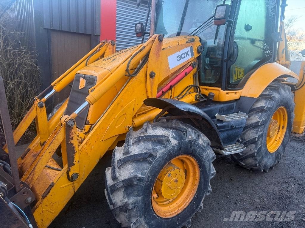 JCB 3 CX Backhoe loaders