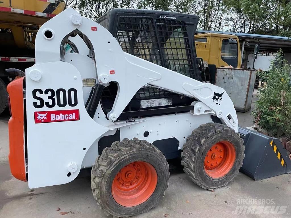 Bobcat S300 Skid steer loaders