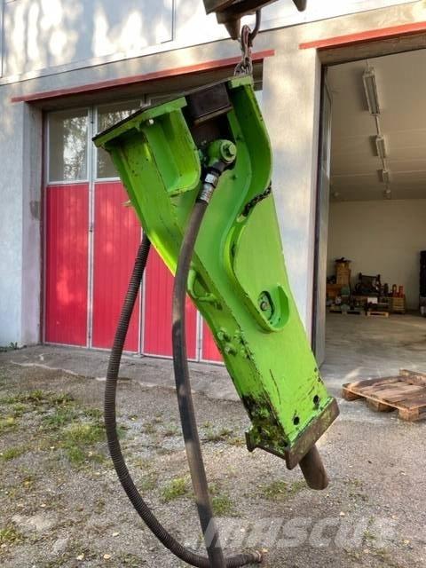 Montabert BRH 900 Hammers / Breakers