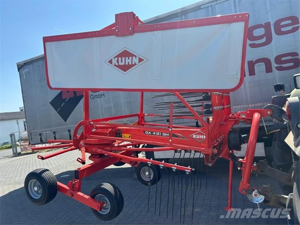 Kuhn GA4121GM Windrowers