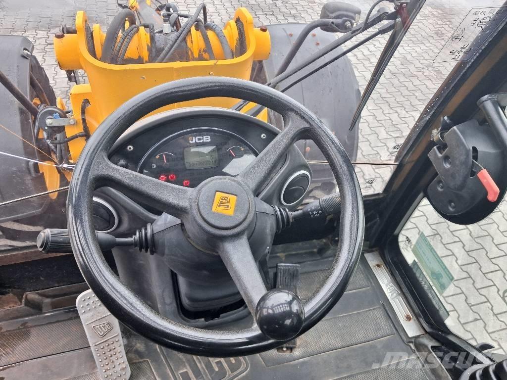 JCB TM 320 AGRI Telehandlers for agriculture